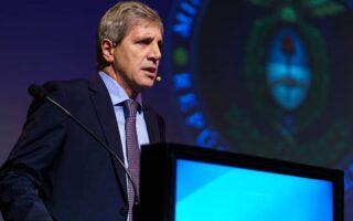 [Noticias económicas] Gobierno Autorizan endeudamiento por hasta US$ 5,000 millones con respaldo de organismos multilaterales